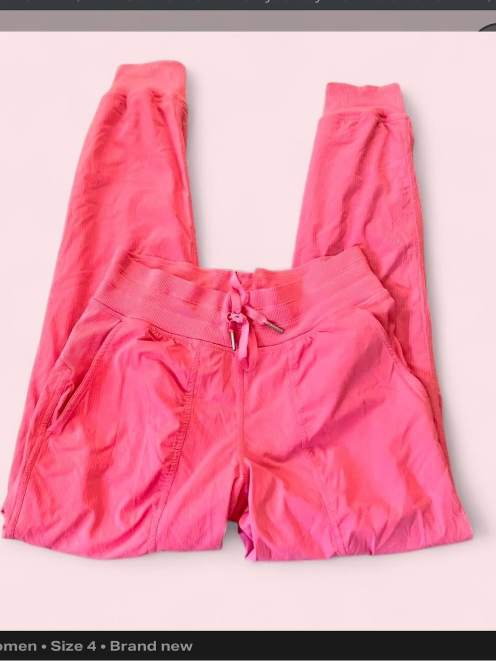 Women’s dance studio joggers